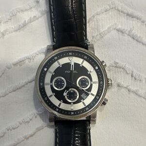 Fossil Men's Black and Silver Watch